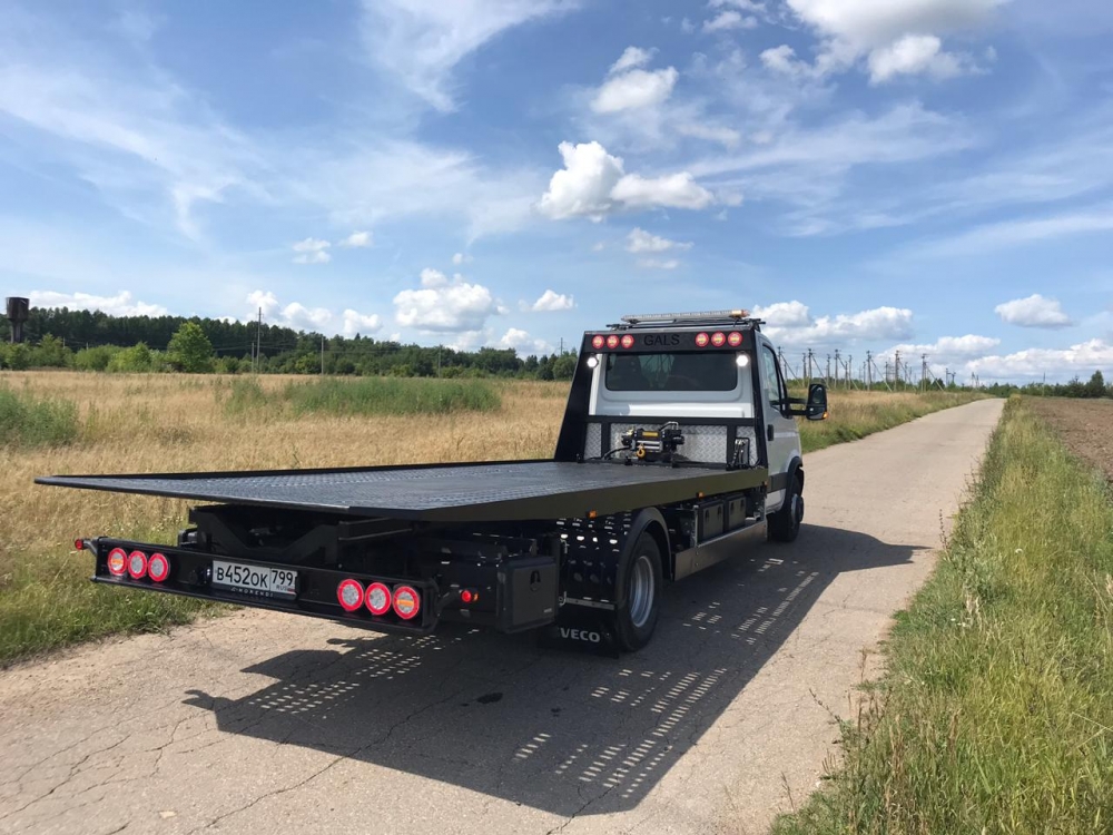 Автоэвакуатор IVECO DAILY